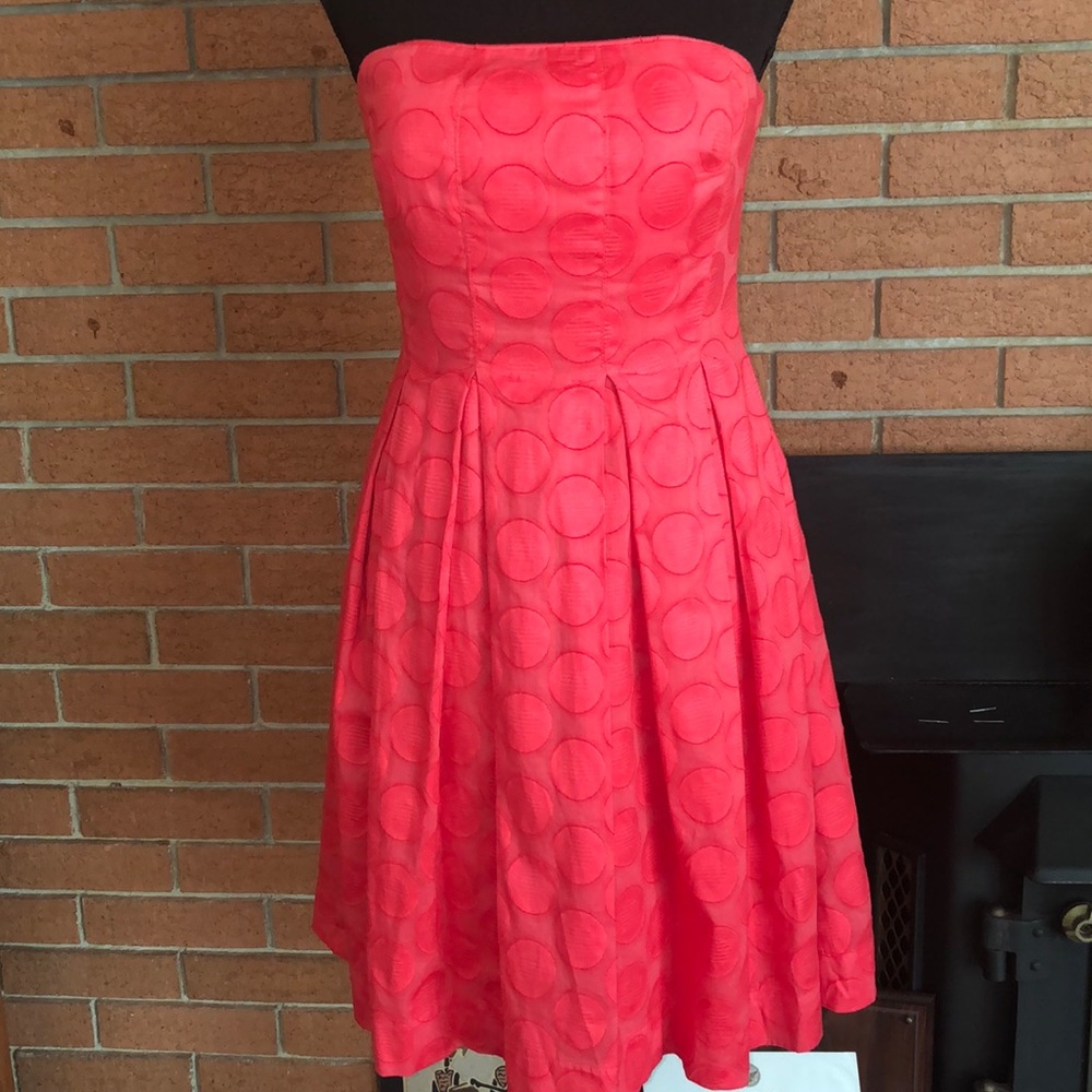 🏮DONNA MORGAN🏮STRAPLESS TONAL POLKA DOT DR…